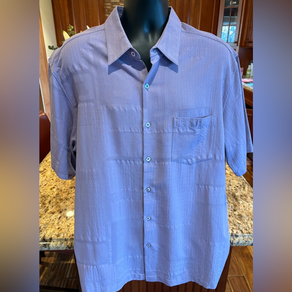 Tori Richard Textured silk blend camp shirt. Sharp Purple w/island buttons. XL